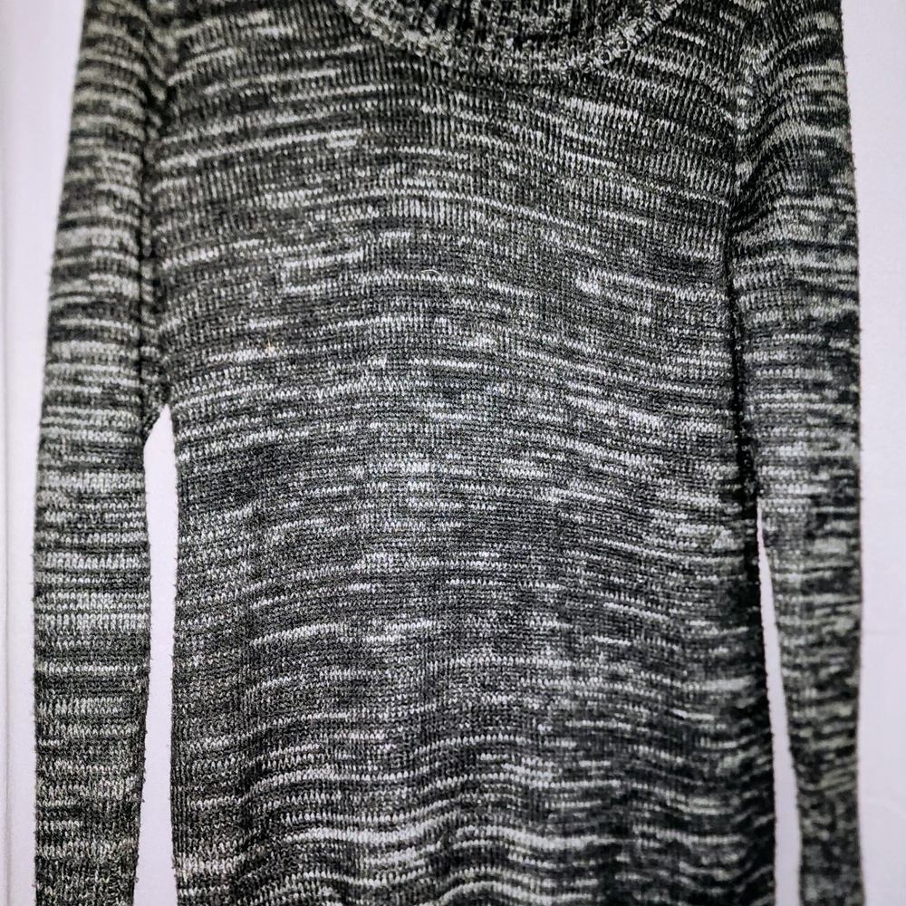 AB Studio Black and White Knit Turtleneck Sweater